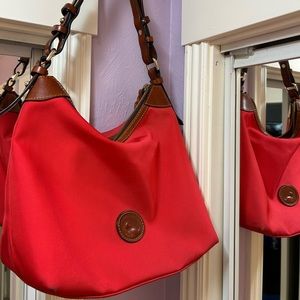 Dooney & Bourke hand bag